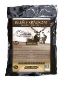 SlovakiaFarma - Jeleň s králikom na brusniciach